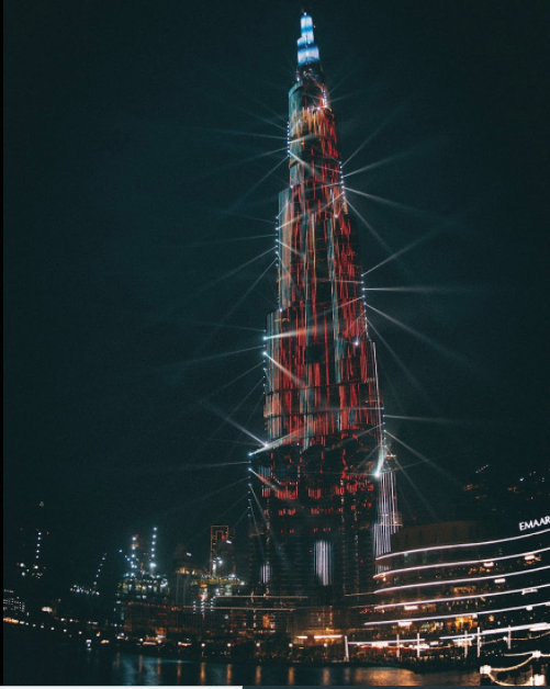 THE TALLEST BUILDING IN THE WORLD.