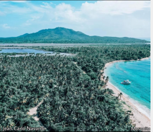 The country with the most bioluminescent bays in the world