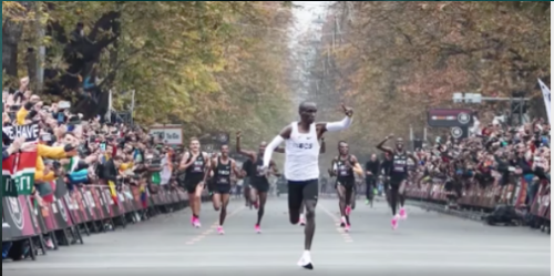 The first man who leaves the 2 hours in the Marathon in a test organized specifically for this purpose
