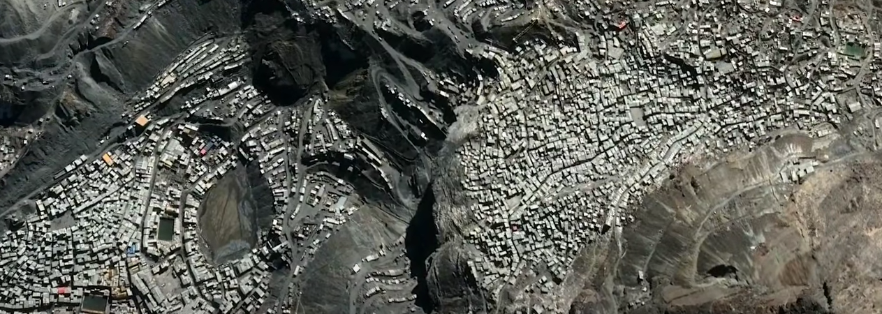Rinconada, is the highest city in the world. It peaks at an altitude of 5300m.
