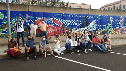 The largest mural made of useless writing instrument material.