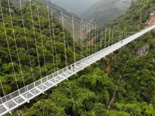 image 47 - THE LONGEST GLASS BRIDGE IN THE WORLD